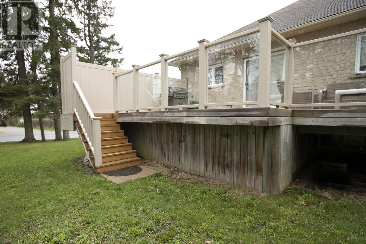 4 Parkdale Dr, Sault Ste. Marie, Ontario  P6A 5P8 - Photo 5 - SM262111