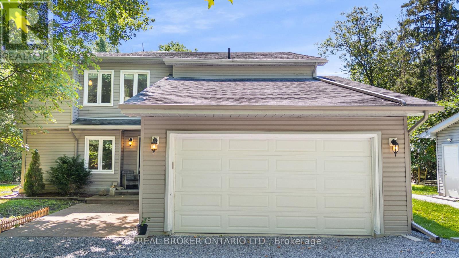 967 Upper Dwyer Hill Road, Ottawa, Ontario  K0A 1L0 - Photo 1 - X13481650