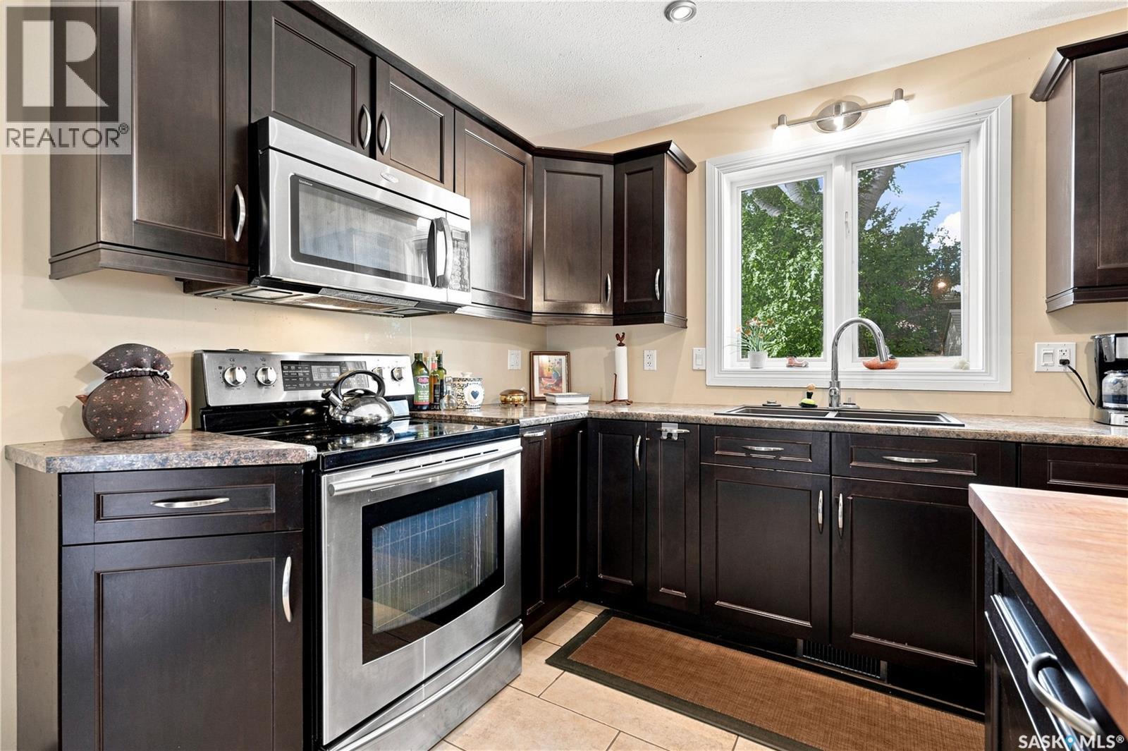 30 Roborecki Terrace, Saskatoon, Saskatchewan  S7K 5L3 - Photo 18 - SK045019