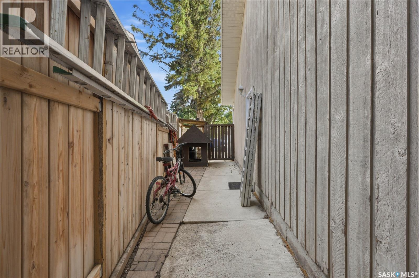 30 Roborecki Terrace, Saskatoon, Saskatchewan  S7K 5L3 - Photo 53 - SK045019