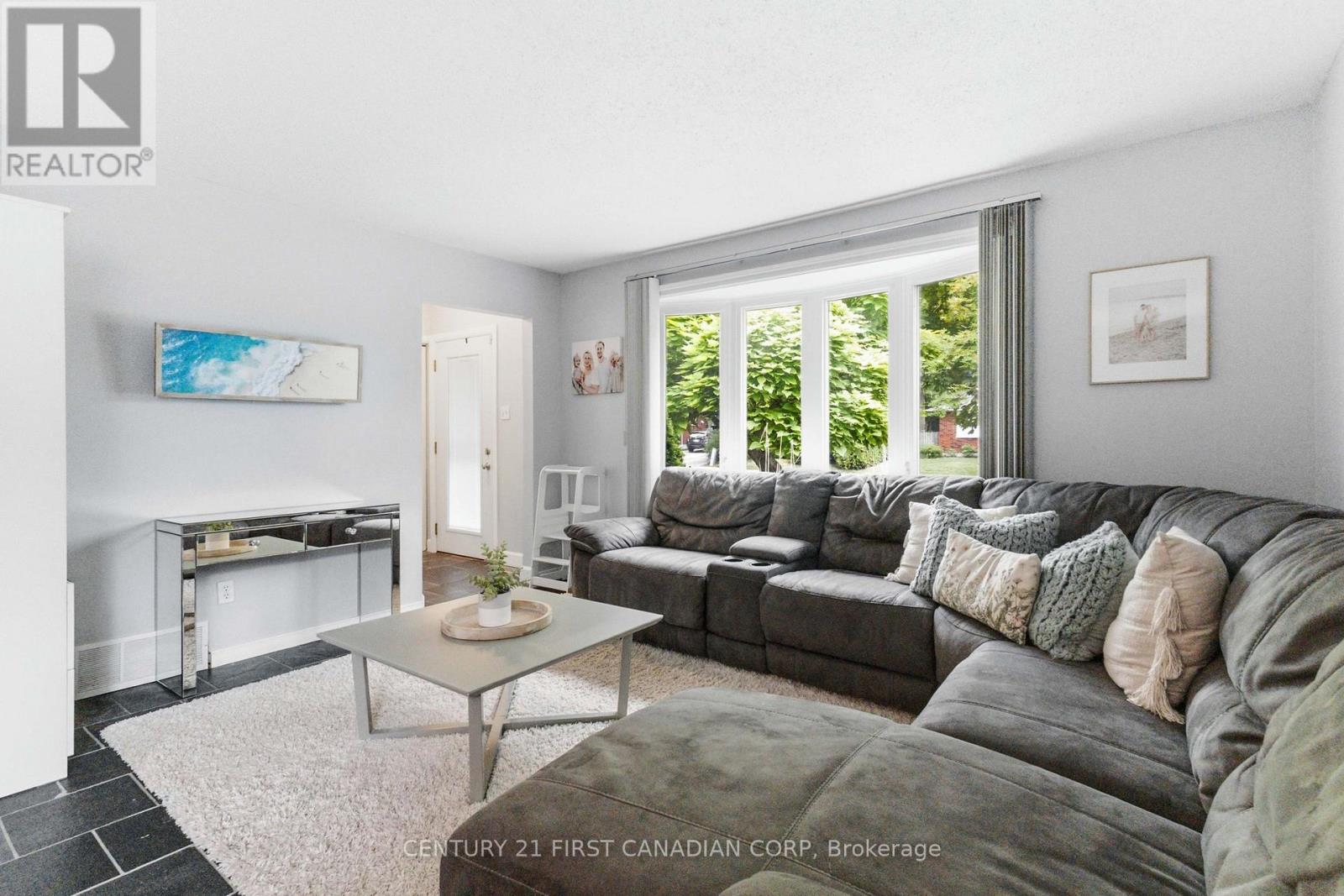 436 Ferndale Avenue, London South, Ontario  N6C 2Z1 - Photo 7 - X13656832