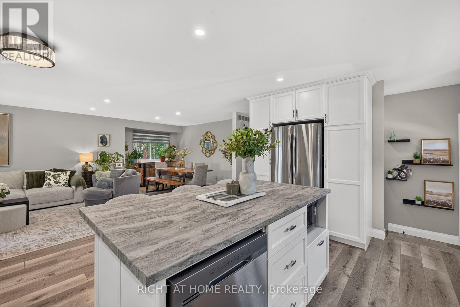 37 Renny Crescent, London South, Ontario  N6E 2C4 - Photo 13 - X13656862
