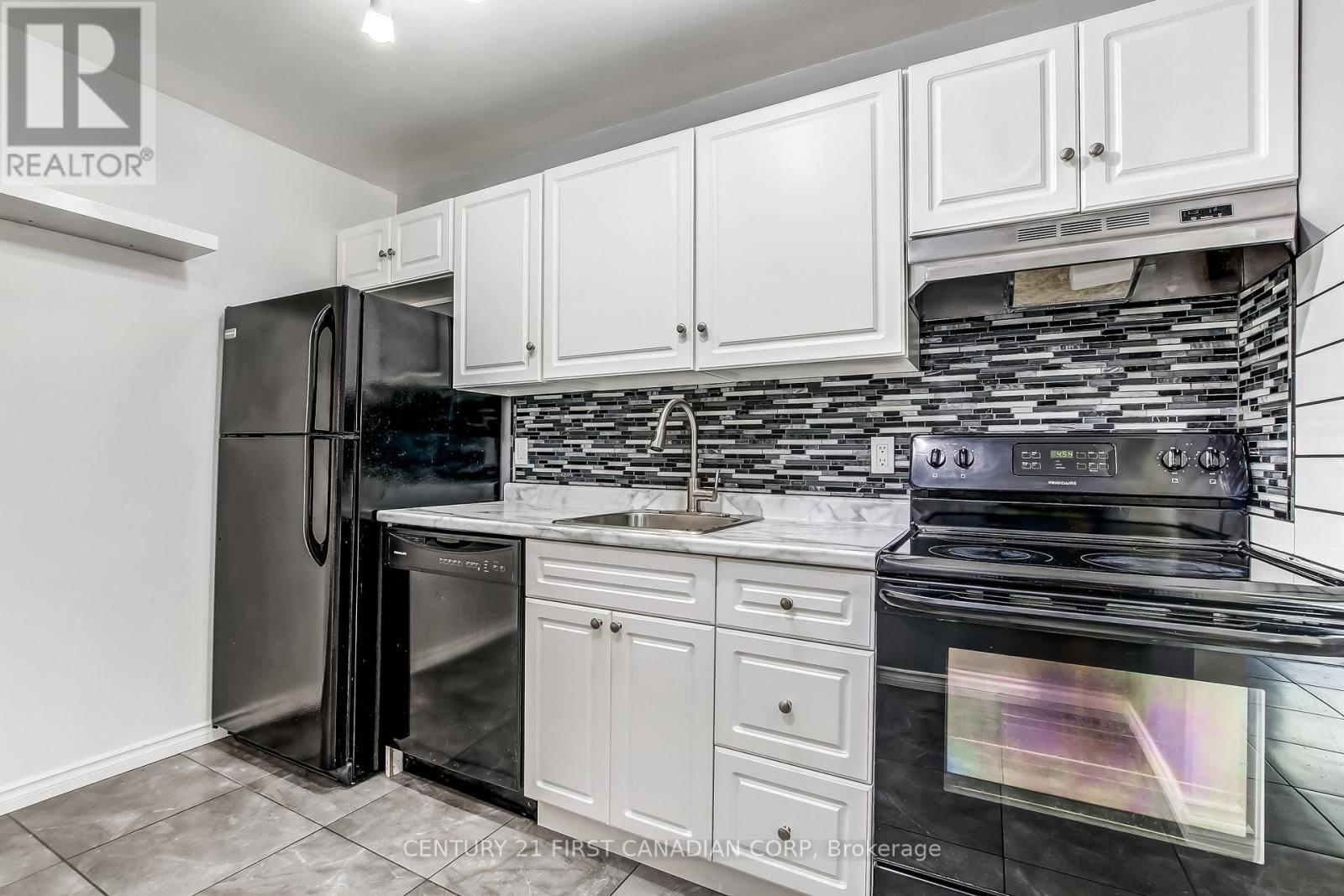 6 - 140 Conway Drive, London South, Ontario  N6E 3N2 - Photo 2 - X13656904