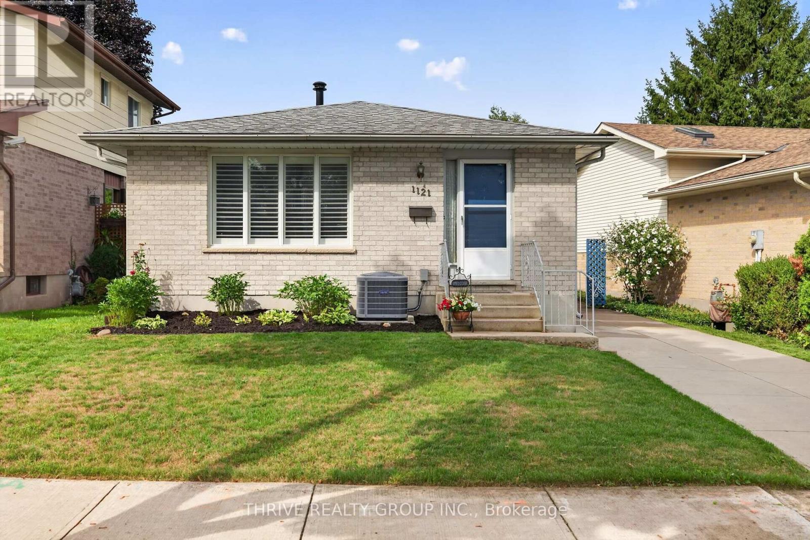 1121 GATEWOOD ROAD, London East, Ontario