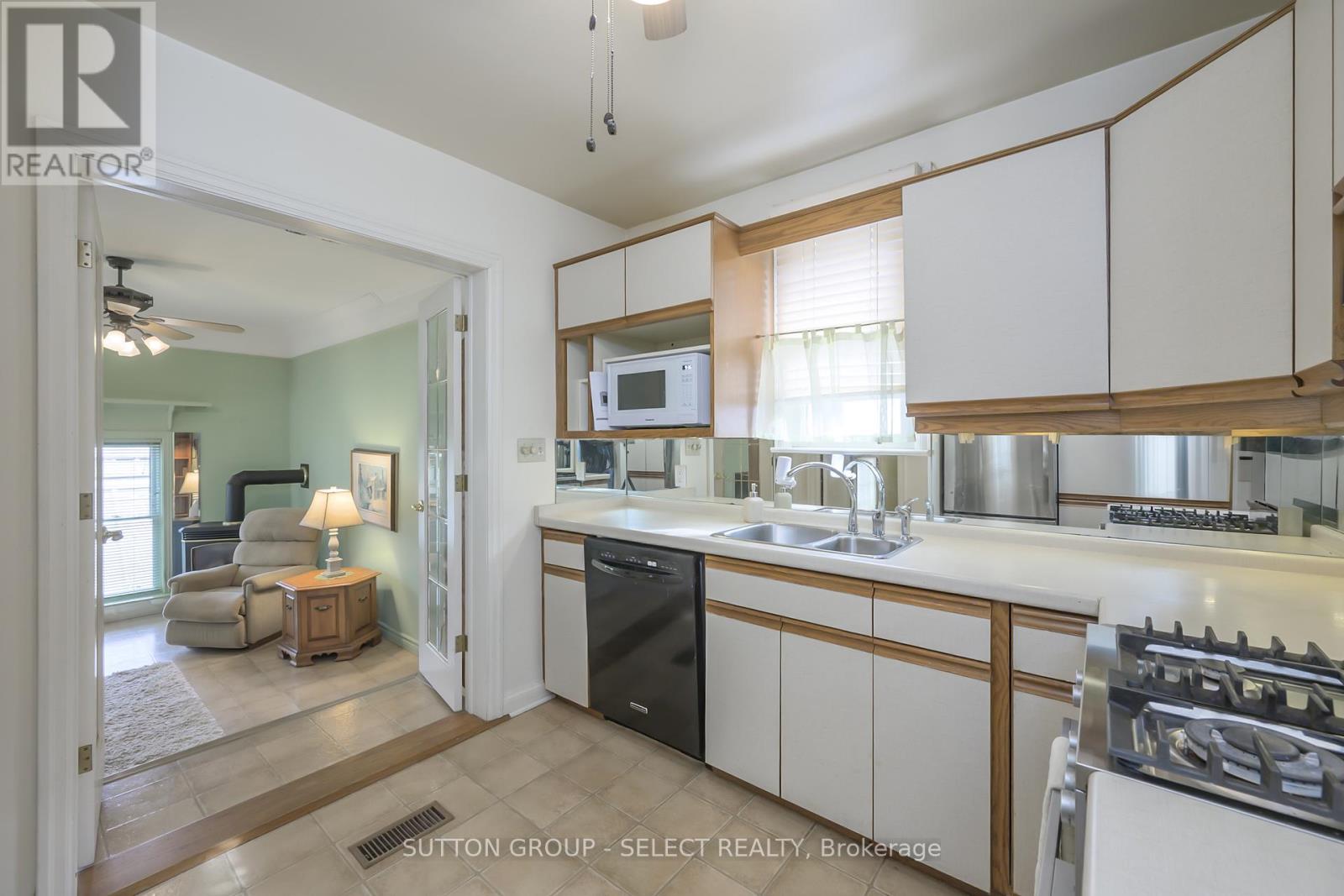 1316 Langmuir Avenue, London East, Ontario  N5W 2G6 - Photo 9 - X13656966
