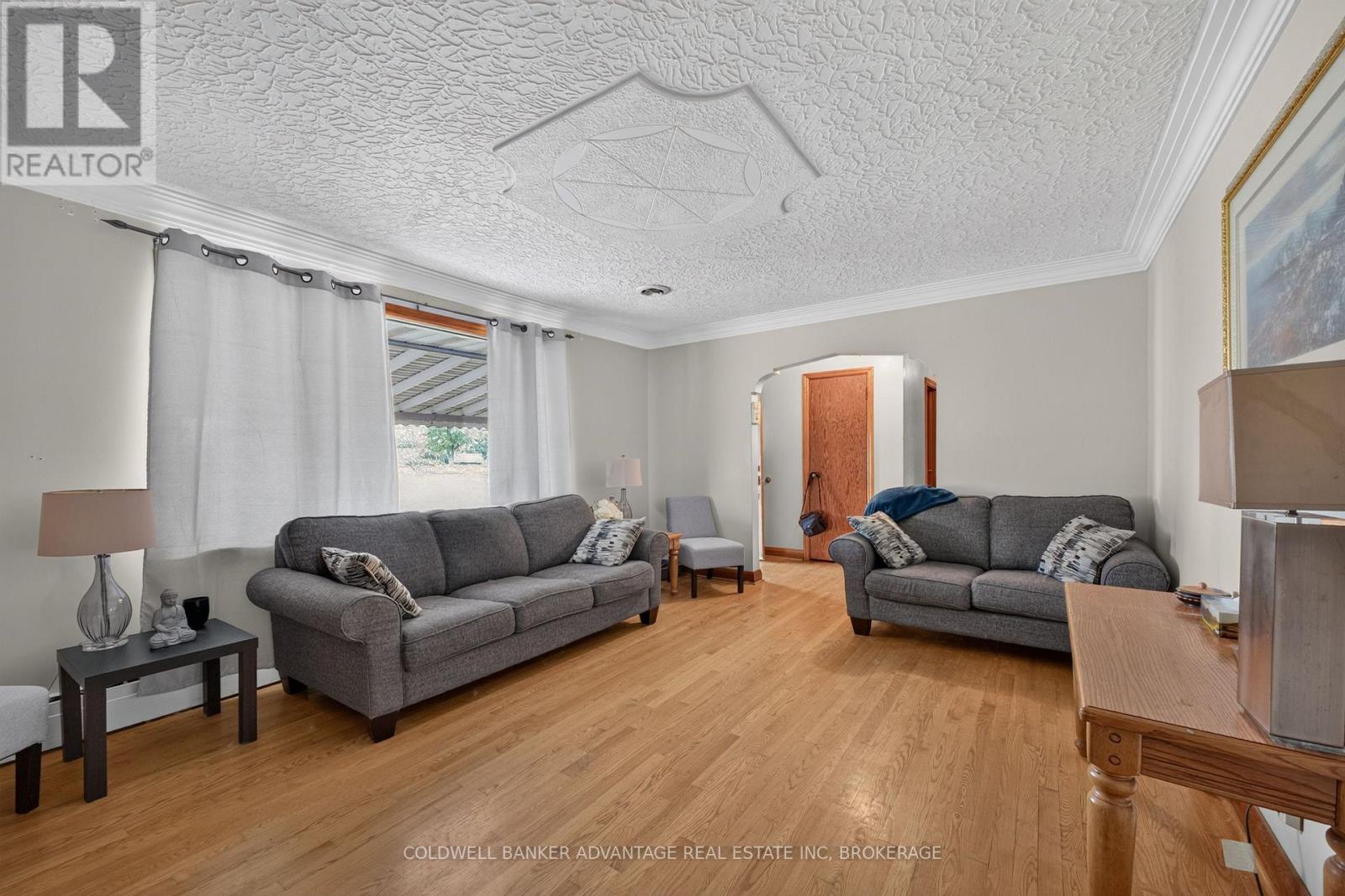 36 Third Street, Welland, Ontario L3B 4W4 - Photo 4 - X13656822