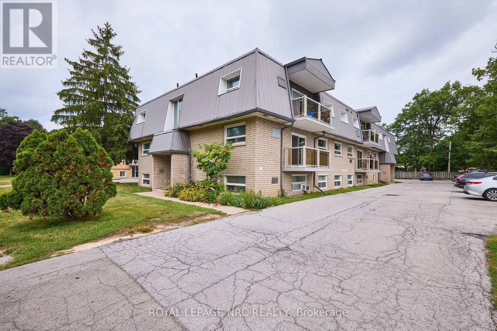 15 - 90 Woodlawn Road, Welland, Ontario  L3C 3J5 - Photo 22 - X13656918