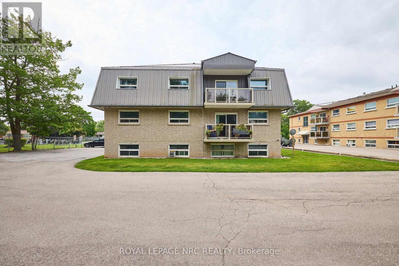 15 - 90 Woodlawn Road, Welland, Ontario  L3C 3J5 - Photo 3 - X13656918