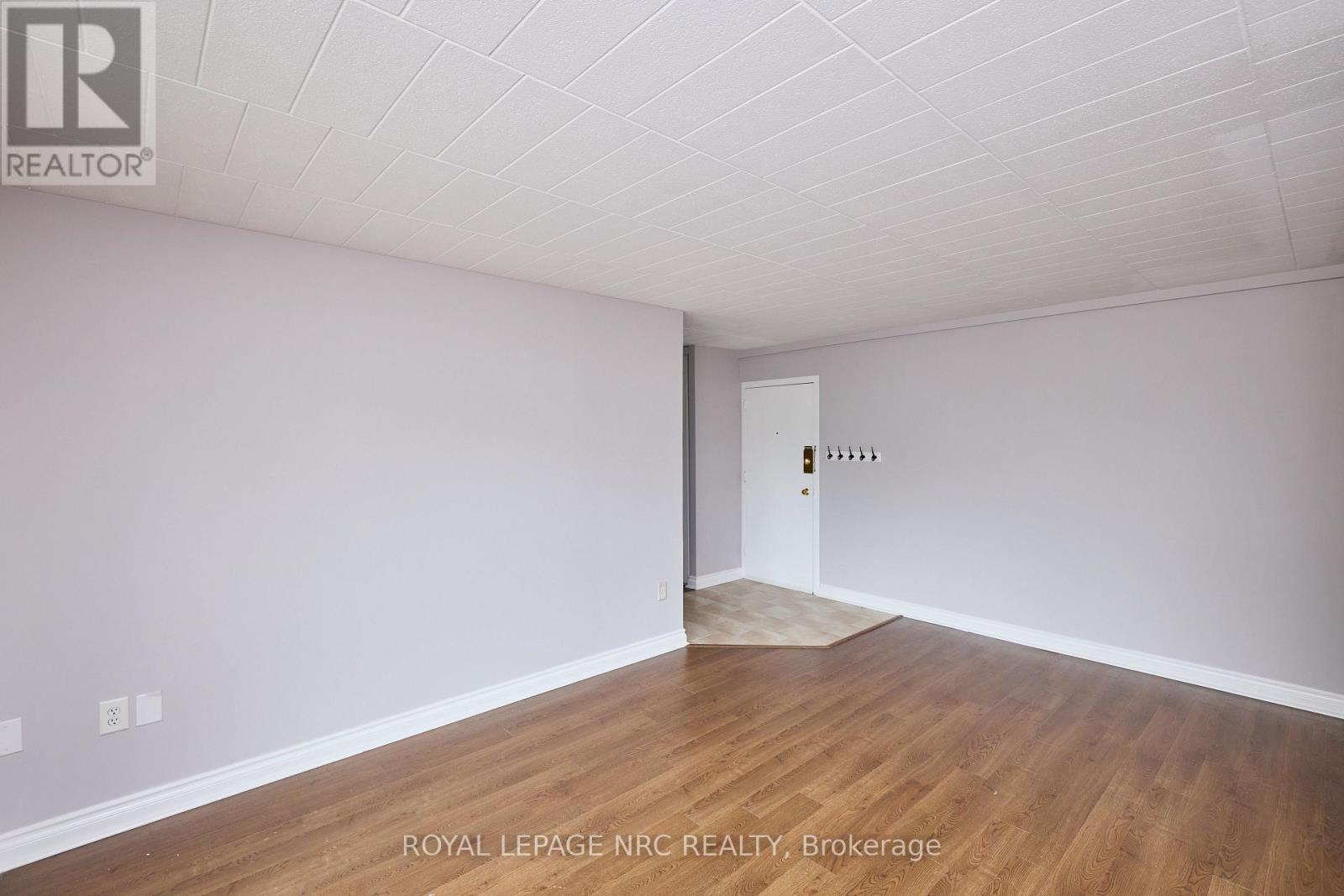 15 - 90 Woodlawn Road, Welland, Ontario  L3C 3J5 - Photo 6 - X13656918
