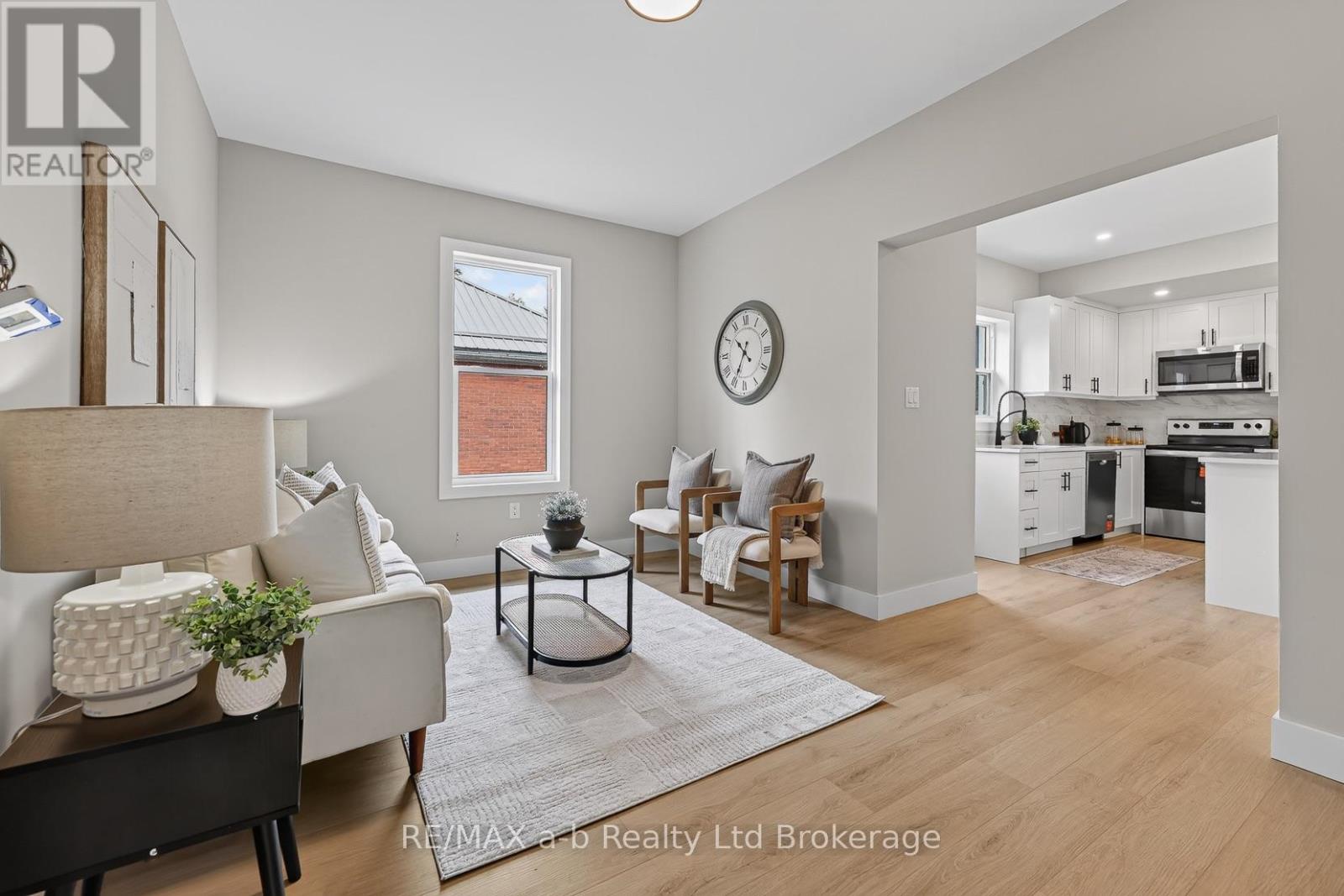 91 Winniett Street, Woodstock, Ontario N4S 5Z6 - Photo 8 - X13656936