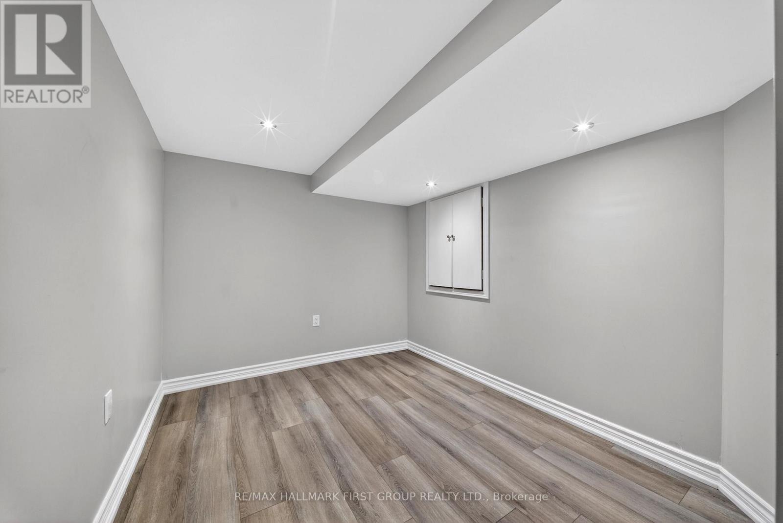 121 Blackwell Crescent, Oshawa, Ontario  L1L 0C1 - Photo 38 - E13213472