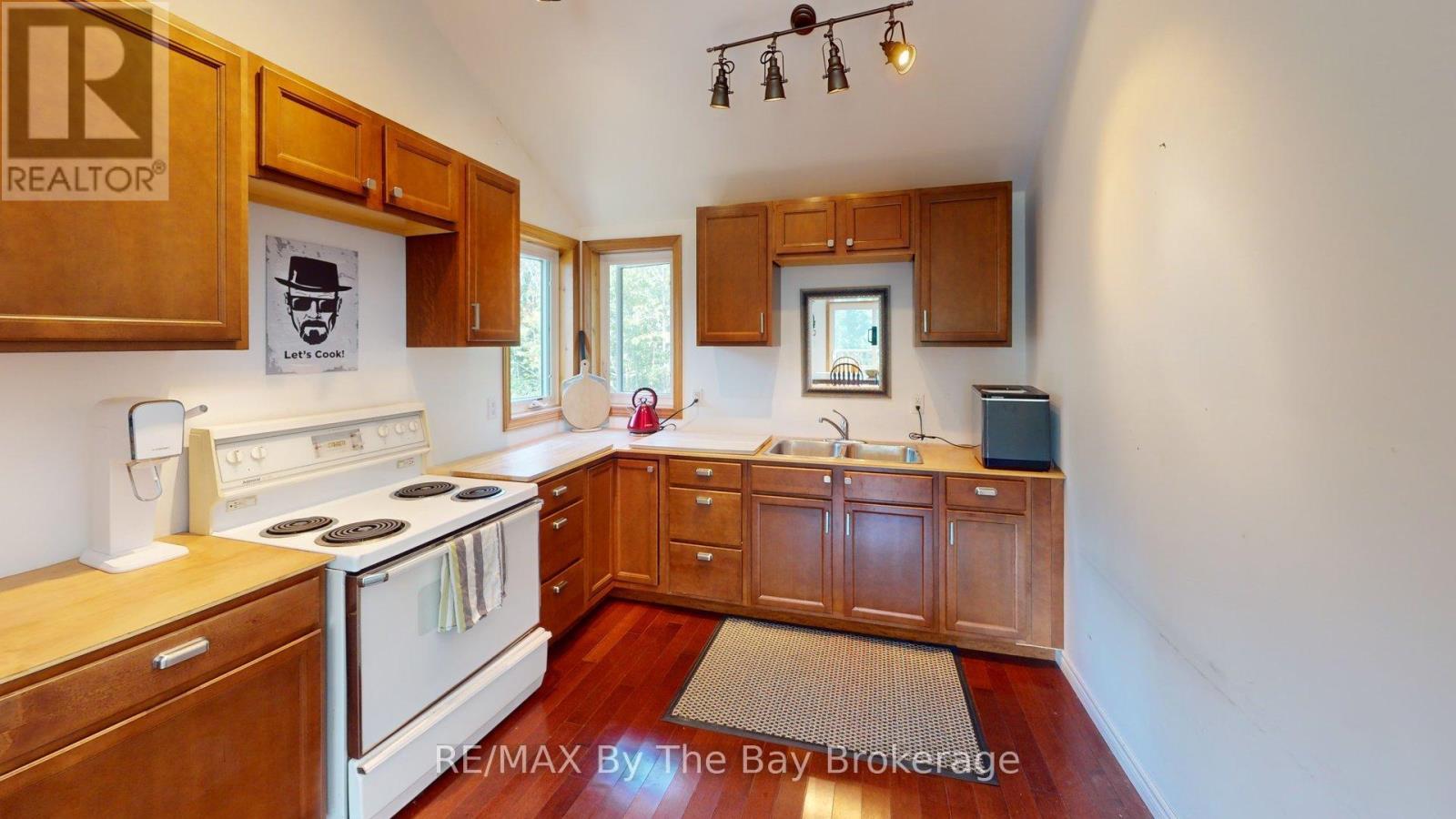 49 Methodist, Tay (Victoria Harbour), Ontario  L0K 1R0 - Photo 26 - S13656972