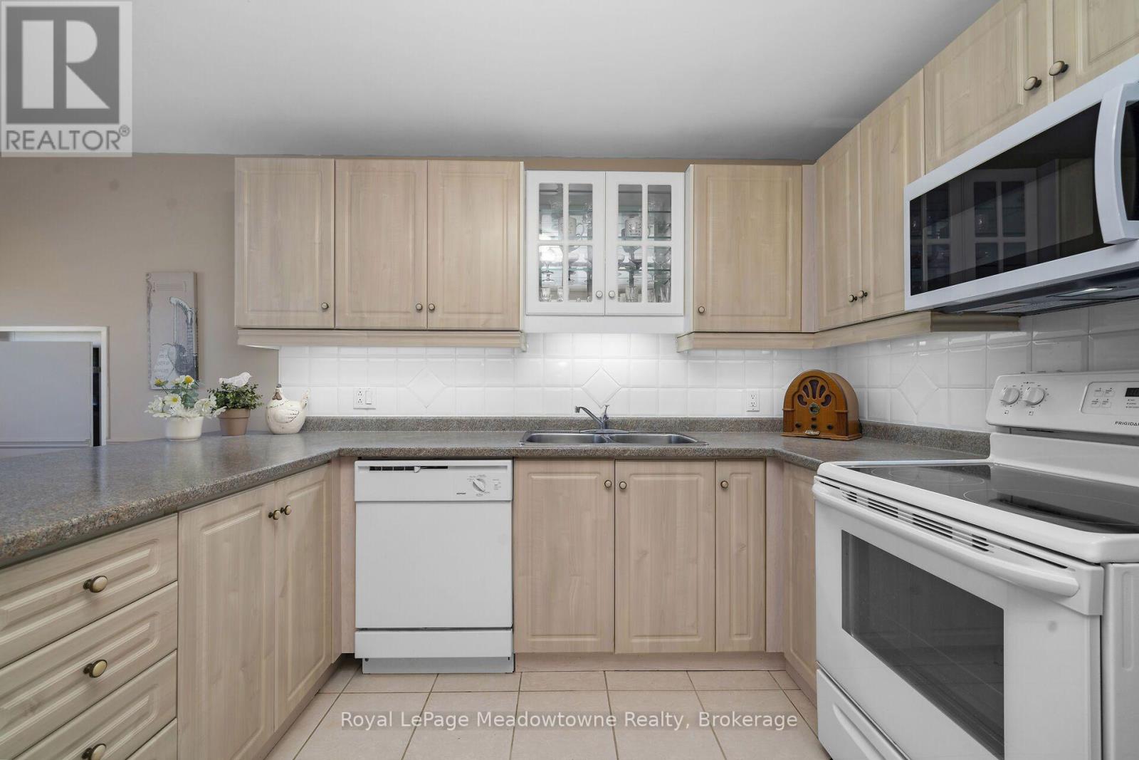 210 - 2075 Amherst Heights, Burlington, Ontario  L7P 5B8 - Photo 20 - W13656968