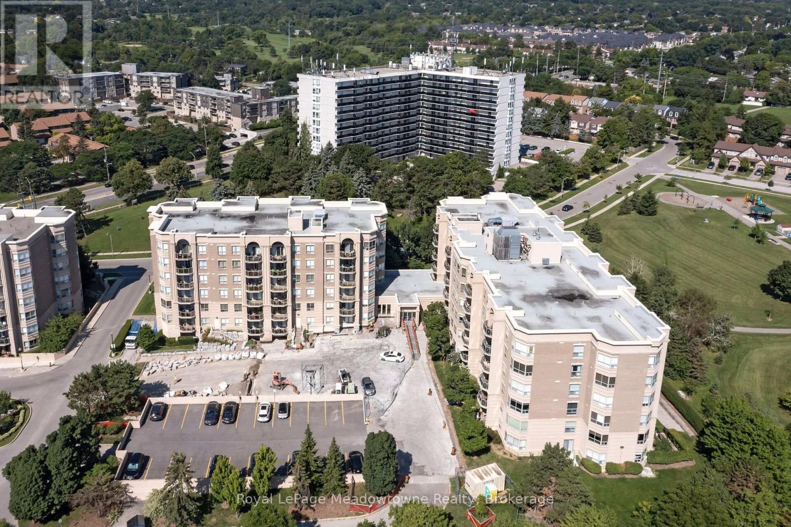 210 - 2075 Amherst Heights, Burlington, Ontario  L7P 5B8 - Photo 3 - W13656968