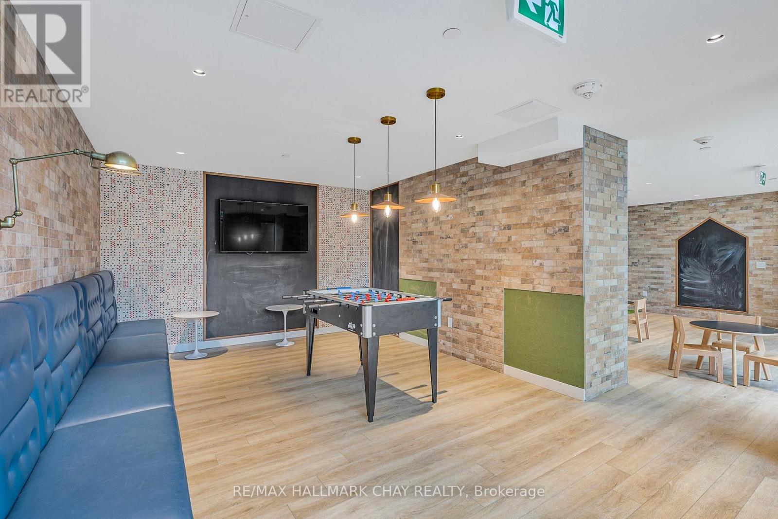 110 - 2300 St. Clair Avenue W, Toronto, Ontario  M6N 1K8 - Photo 17 - W13601488