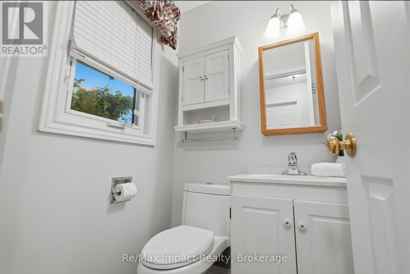 226 Rands Road, Ajax, Ontario  L1S 3Y5 - Photo 8 - E13656836