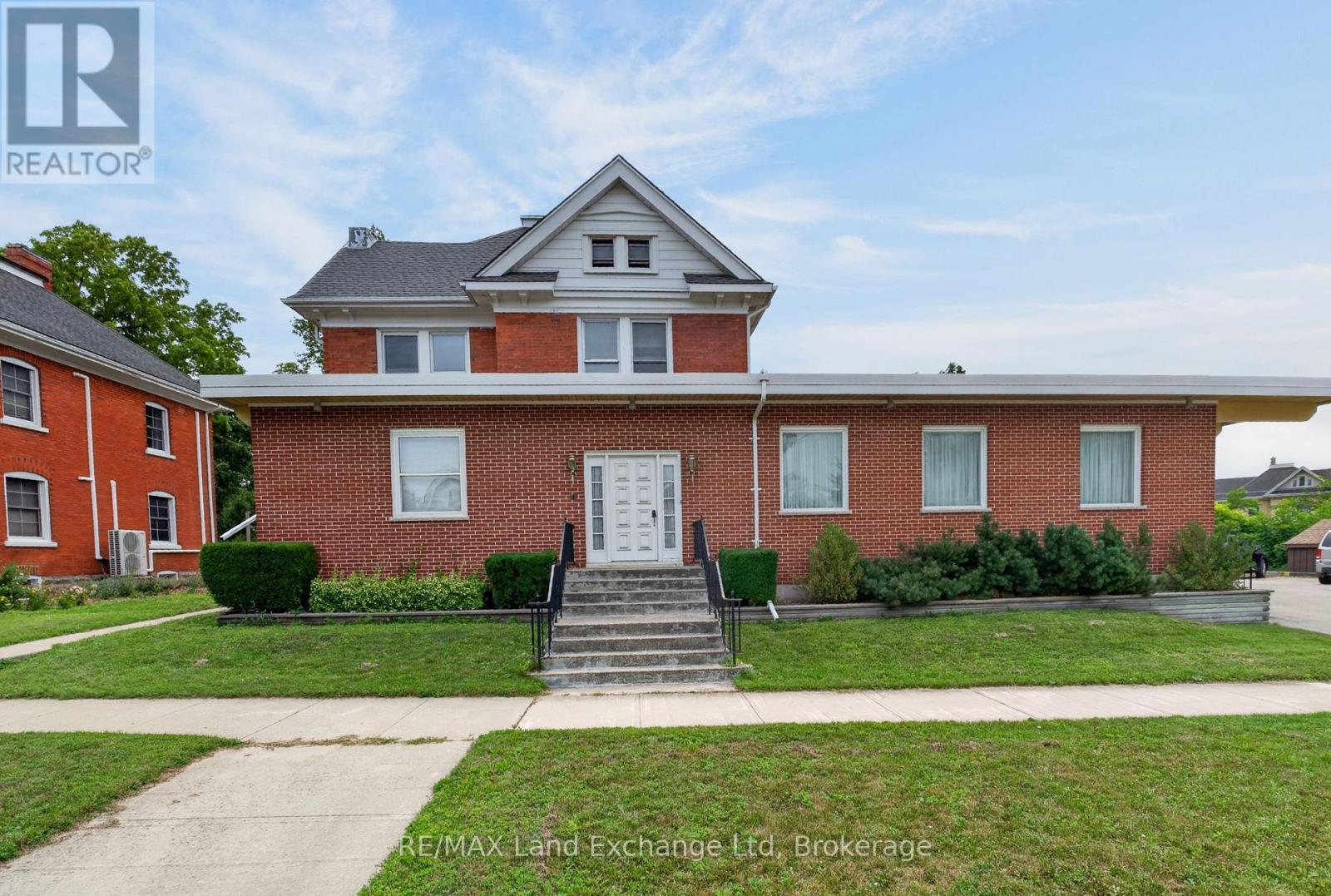 77 Montreal Street, Goderich, Ontario  N7A 2G5 - Photo 6 - X13656798