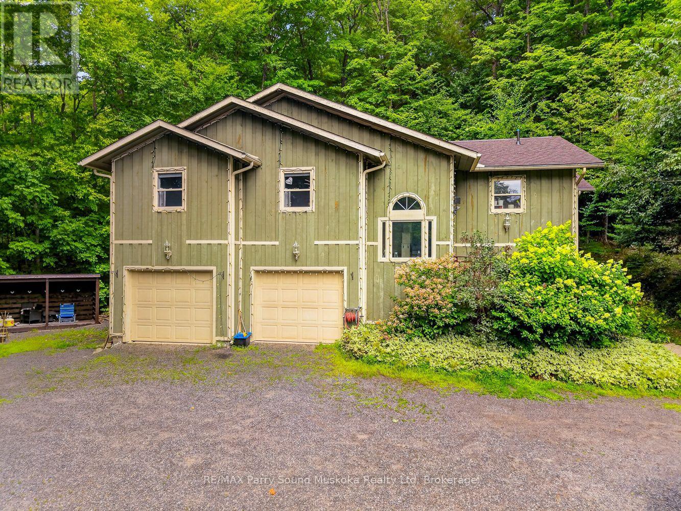 8 Mountain Basin Drive, Mcdougall, Ontario  P2A 2W9 - Photo 1 - X13656806