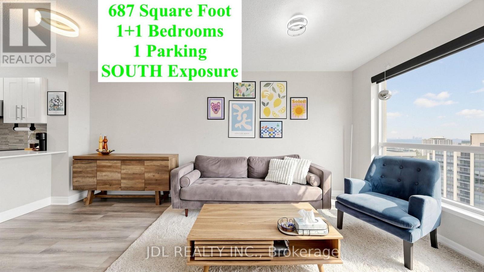 2005 - 21 HILLCREST AVENUE, Toronto, Ontario