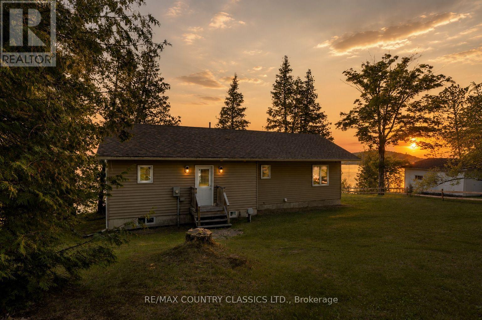 27241 HIGHWAY 28 S, Highlands East, Ontario