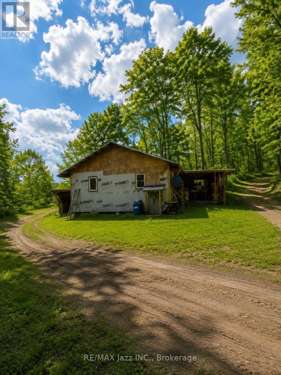 1091 Crystal Lake Road, Trent Lakes, Ontario K0M 2A0 - Photo 2 - X13656864