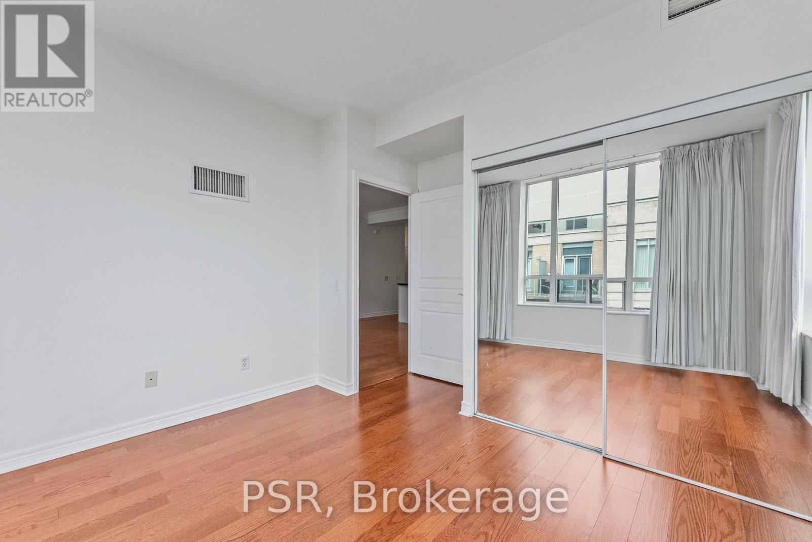 423 - 9 Boardwalk Drive, Toronto, Ontario M4L 6T1 - Photo 17 - E13656876
