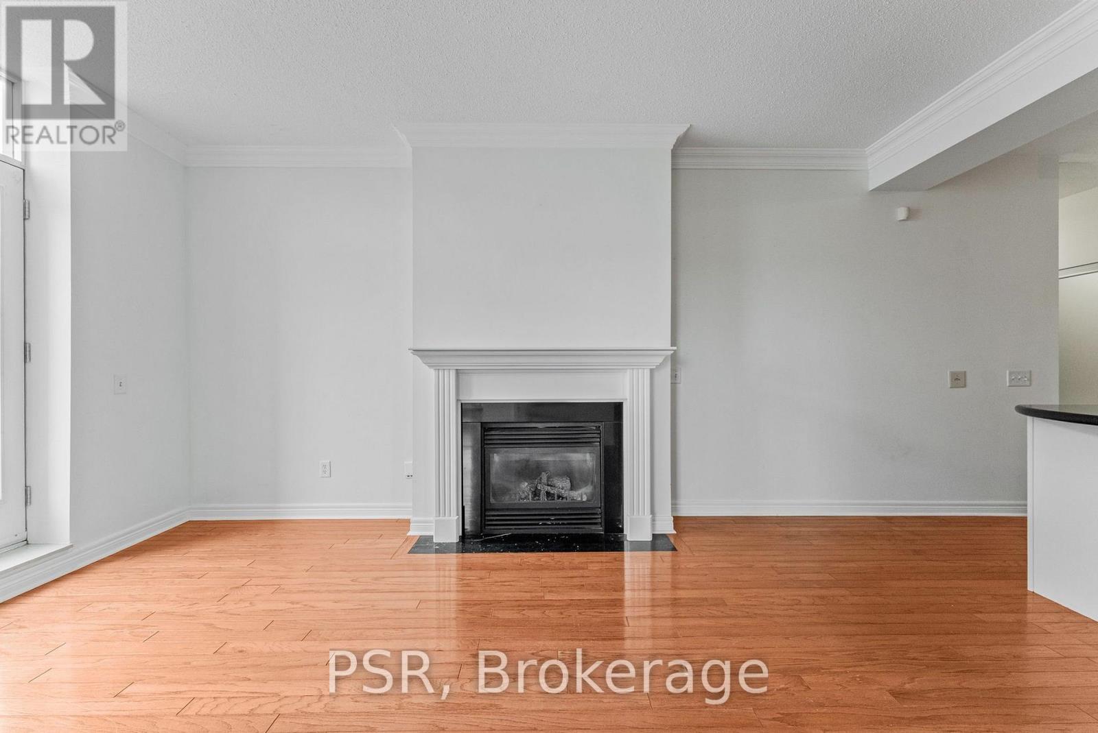 423 - 9 Boardwalk Drive, Toronto, Ontario M4L 6T1 - Photo 8 - E13656876