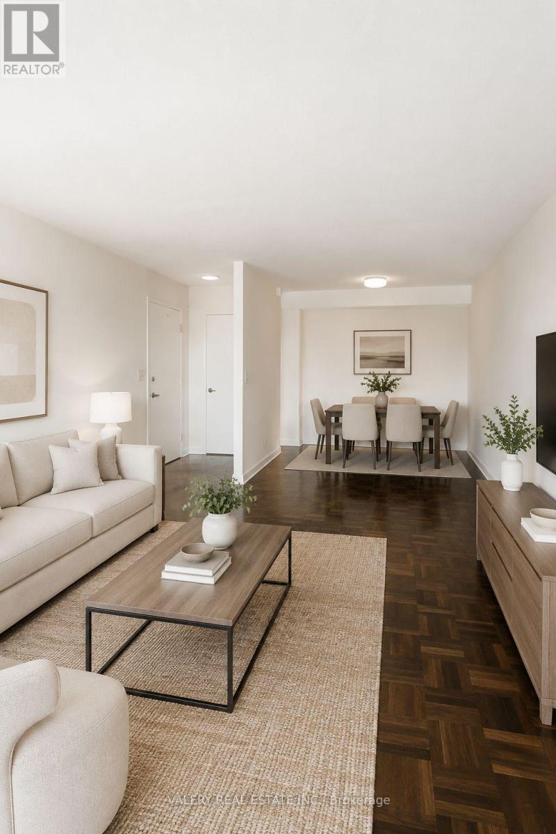 E4 - 3017 Queen Street E, Toronto, Ontario   - Photo 3 - E13656920