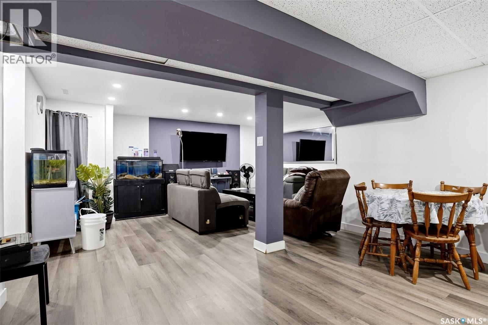 15 Ottawa Place, Regina, Saskatchewan  S4R 2V6 - Photo 11 - SK044835