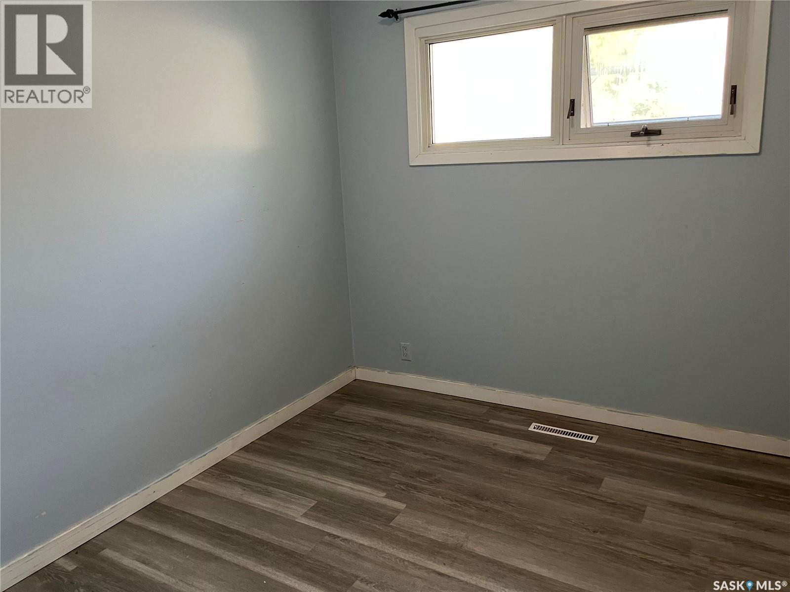 15 Ottawa Place, Regina, Saskatchewan  S4R 2V6 - Photo 7 - SK044835