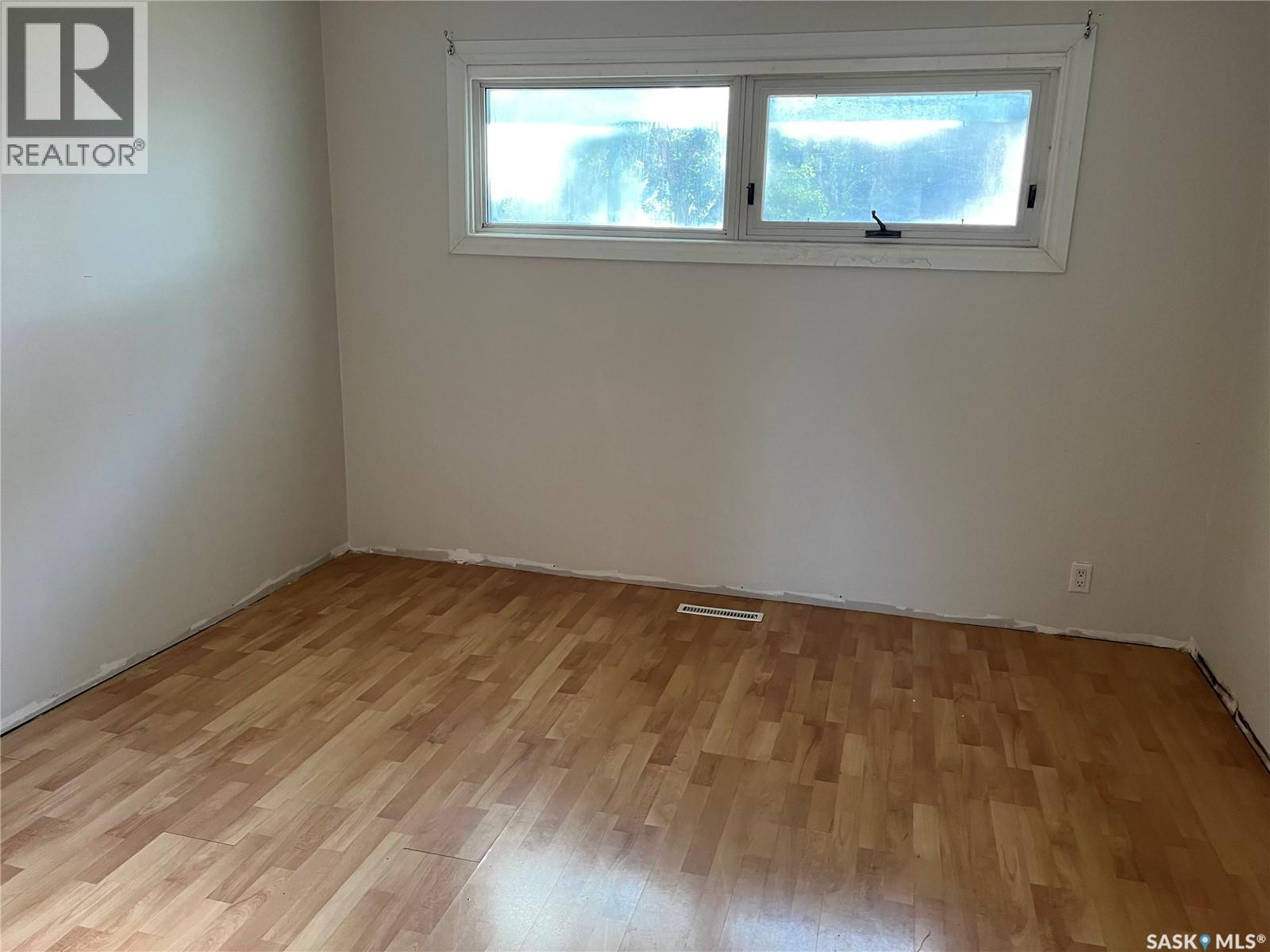 15 Ottawa Place, Regina, Saskatchewan  S4R 2V6 - Photo 9 - SK044835