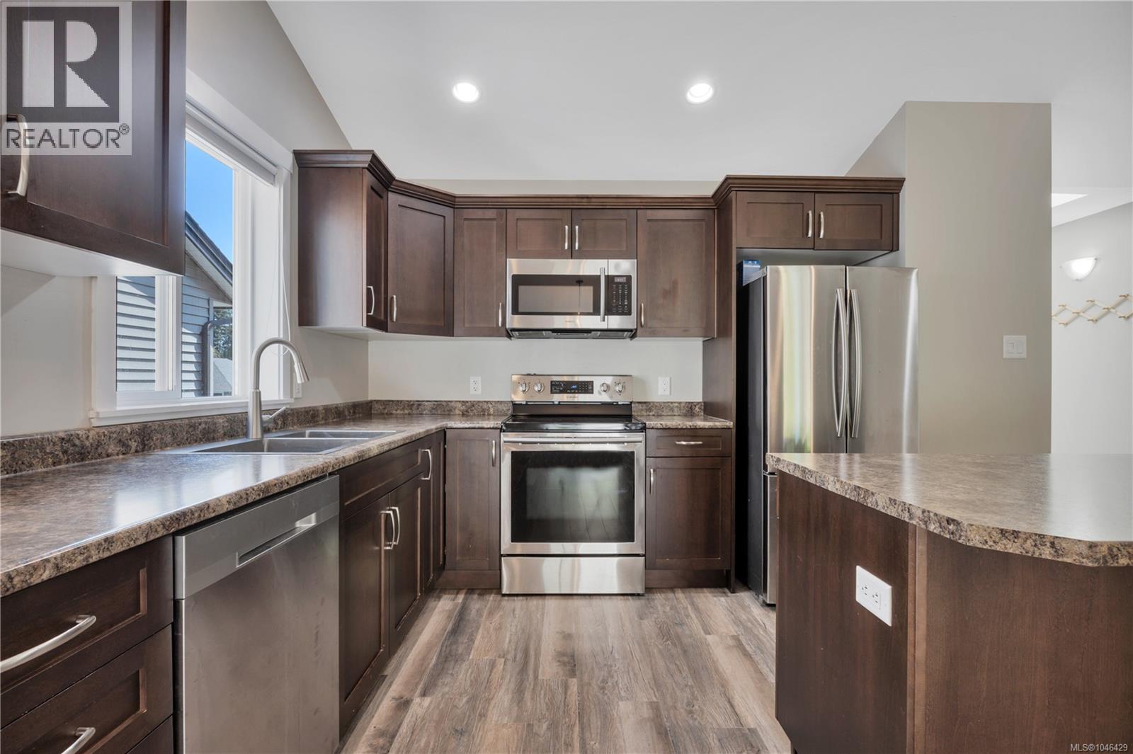 1613 Hosanna Way, Nanaimo, British Columbia  V9V 1M4 - Photo 4 - 1046429
