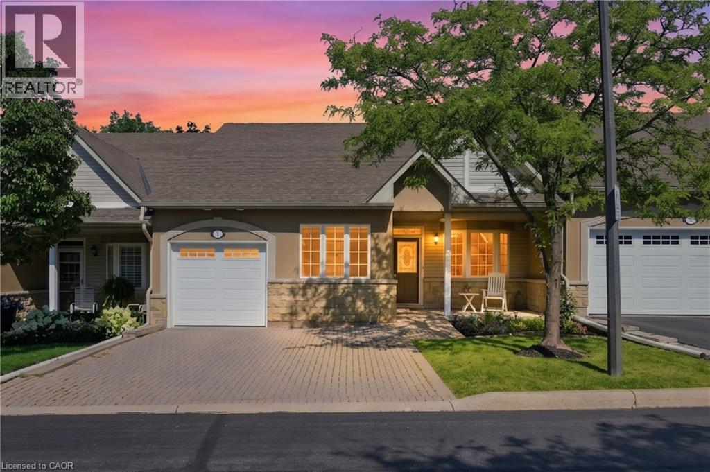 212 STONEHENGE Drive Unit# 41, Ancaster, Ontario