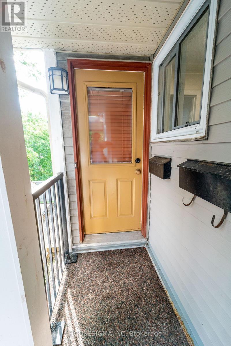 106 Tanguay Court, Ottawa, Ontario  K2L 3X8 - Photo 3 - X13656812