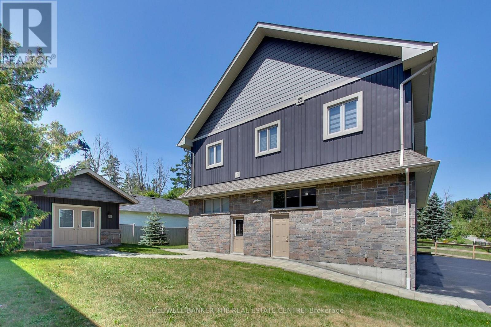 224 Lakeshore Road E, Oro-Medonte, Ontario  L0L 2E0 - Photo 26 - S13656792