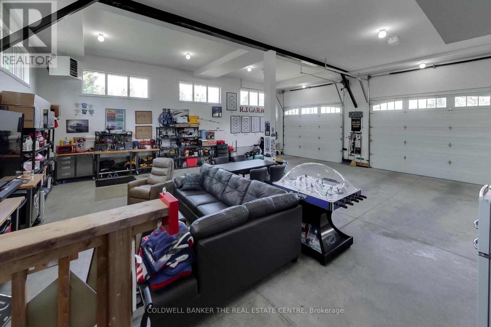 224 Lakeshore Road E, Oro-Medonte, Ontario  L0L 2E0 - Photo 33 - S13656792