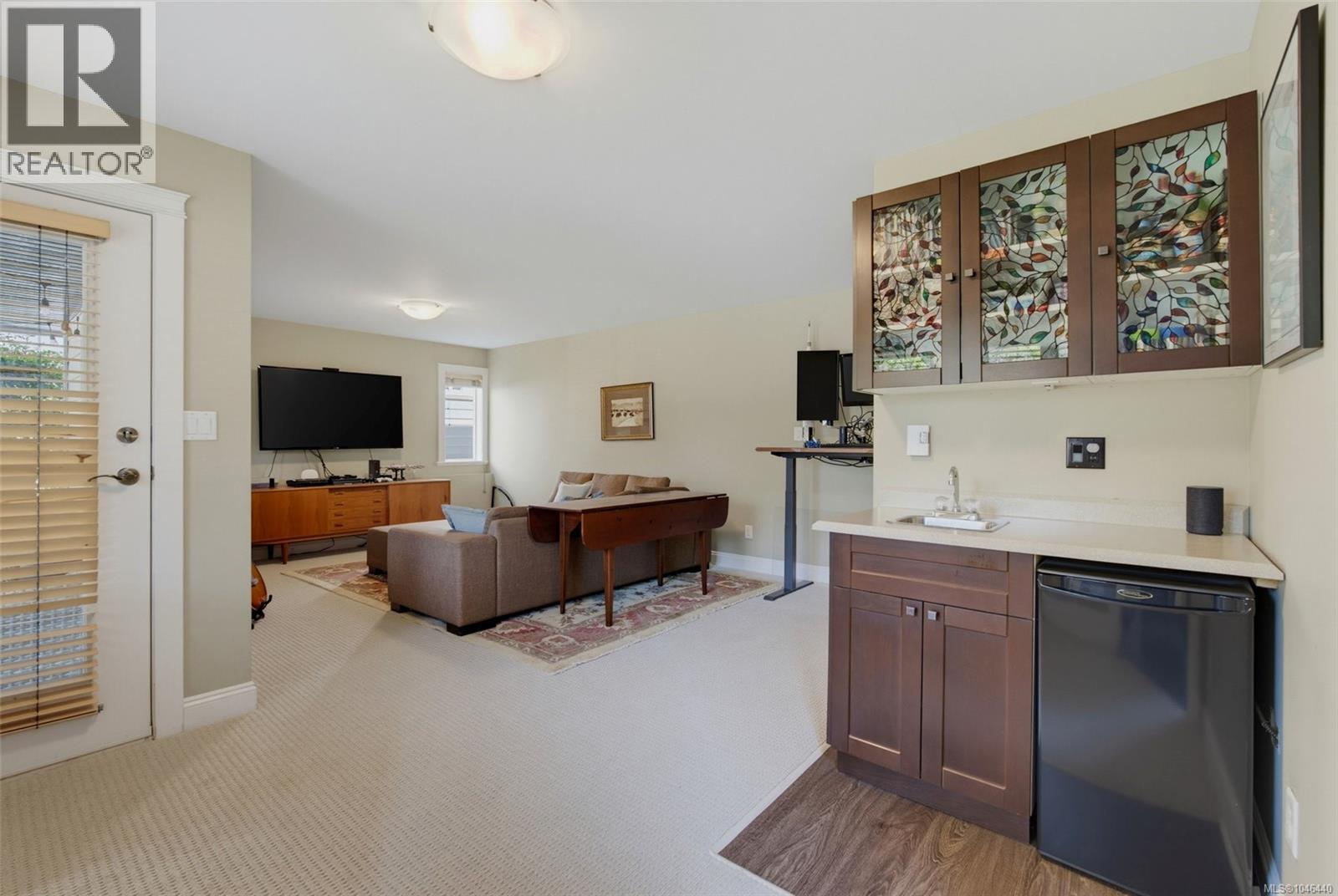 1489 Mt. Douglas Cross Rd, Saanich, British Columbia  V8X 3H6 - Photo 28 - 1046440