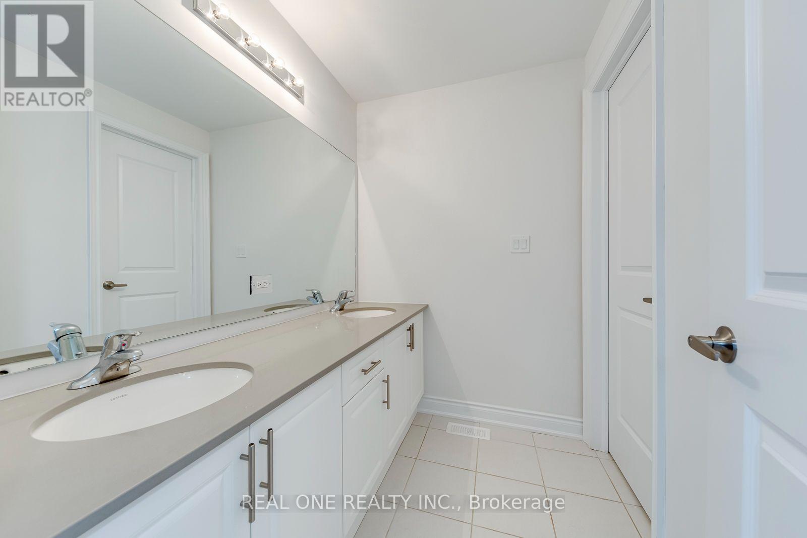 3069 Perkins Way, Oakville, Ontario  L6H 7Z4 - Photo 39 - W13656888