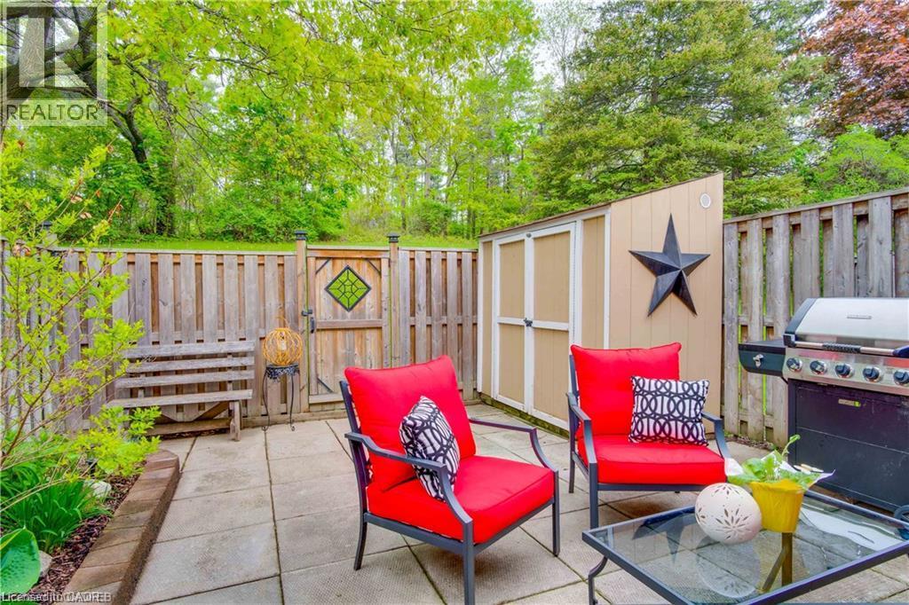 206 Green Valley Drive Unit# 32, Kitchener, Ontario  N2P 1G9 - Photo 18 - 40854545