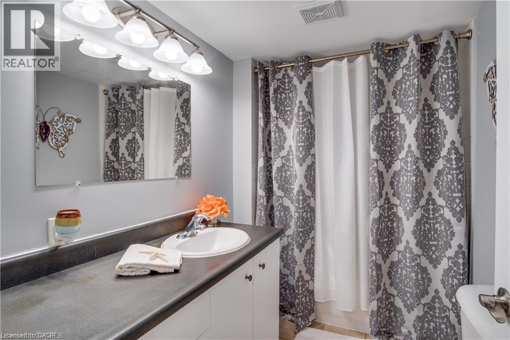 206 Green Valley Drive Unit# 32, Kitchener, Ontario  N2P 1G9 - Photo 19 - 40854545