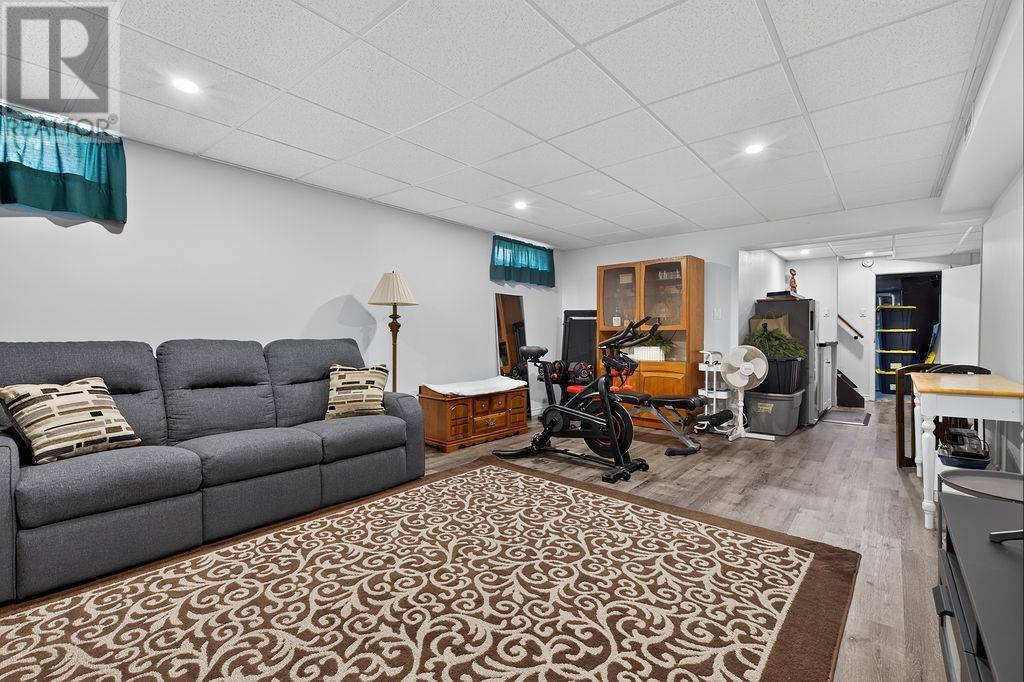 5 Royal Rd, Sault Ste. Marie, Ontario  P6C 5G8 - Photo 38 - SM262113