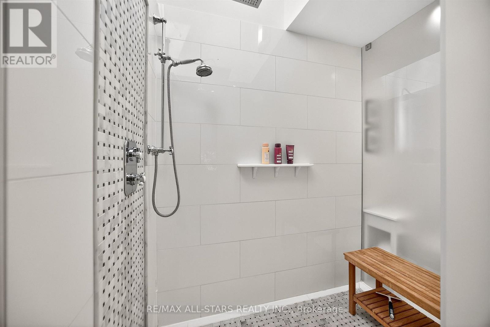 30 Edgewood Crescent, Toronto, Ontario  M4W 3A9 - Photo 28 - C13481372