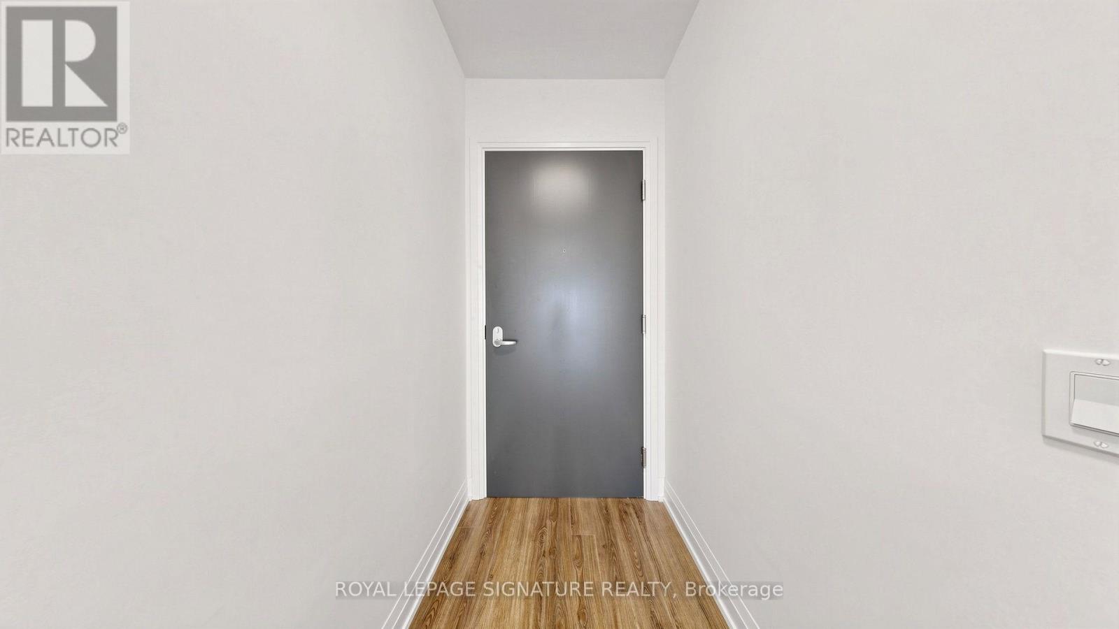 1005 - 286 Main Street, Toronto, Ontario  M4C 4X4 - Photo 5 - E13656540
