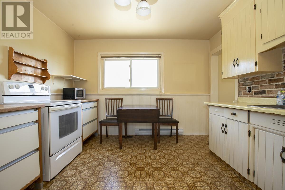 47 Fairview Ave, Sault Ste. Marie, Ontario  P6C 3B3 - Photo 15 - SM262117