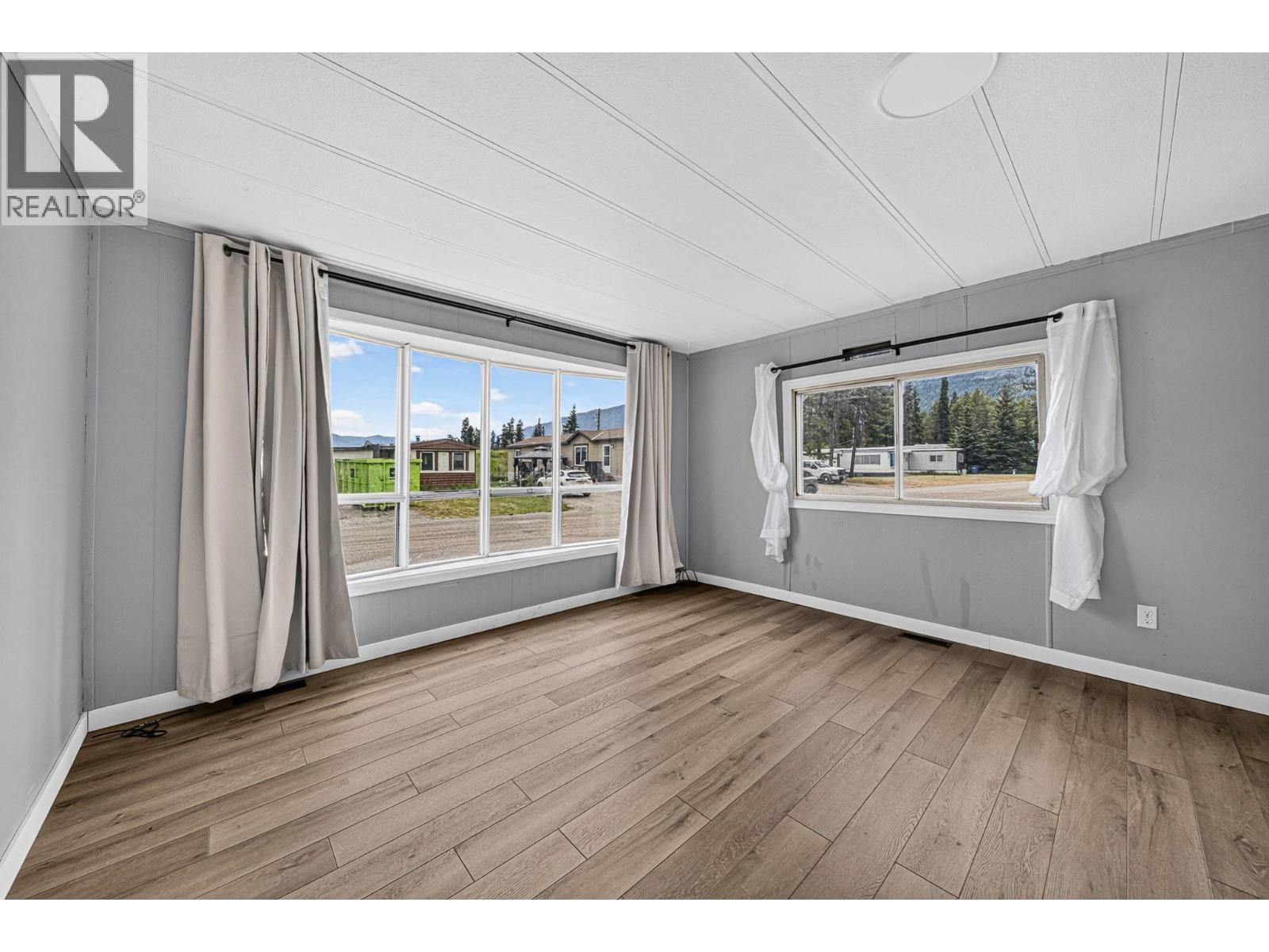 7555 Highway 43 Unit# D6, Sparwood, British Columbia  V0B 2G1 - Photo 11 - 10396567