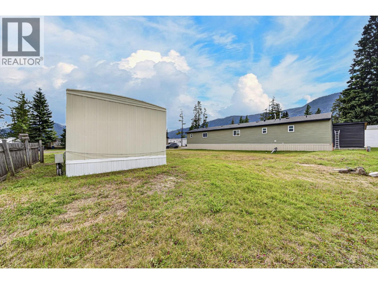 7555 Highway 43 Unit# D6, Sparwood, British Columbia  V0B 2G1 - Photo 38 - 10396567