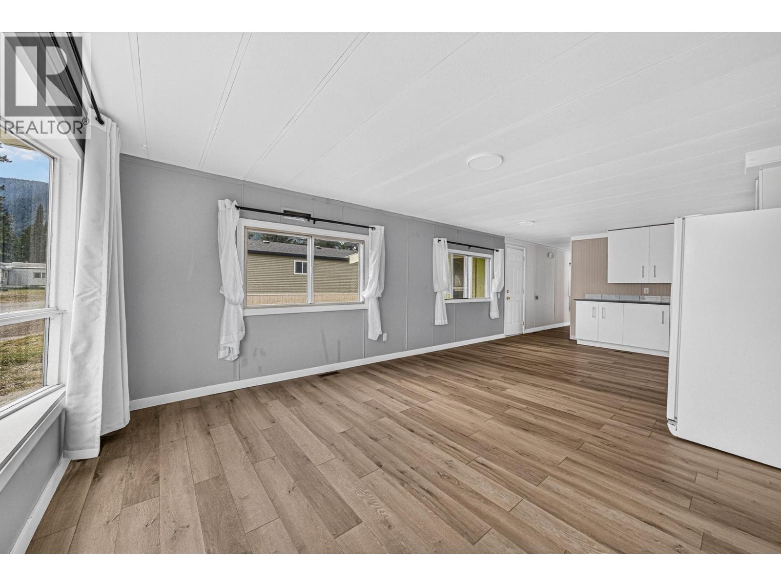7555 Highway 43 Unit# D6, Sparwood, British Columbia  V0B 2G1 - Photo 7 - 10396567