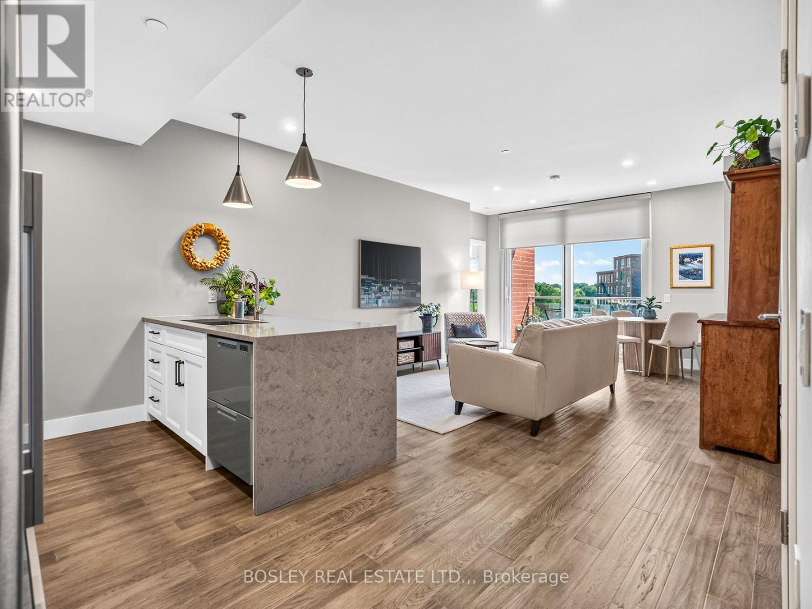 307 - 57 Lakeport Road, St. Catharines, Ontario  L2N 4P6 - Photo 3 - X13556924
