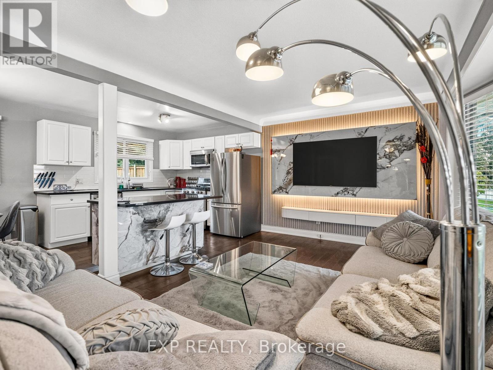 6450 Caledonia (Upper) Street, Niagara Falls, Ontario  L2G 5A3 - Photo 3 - X13657274