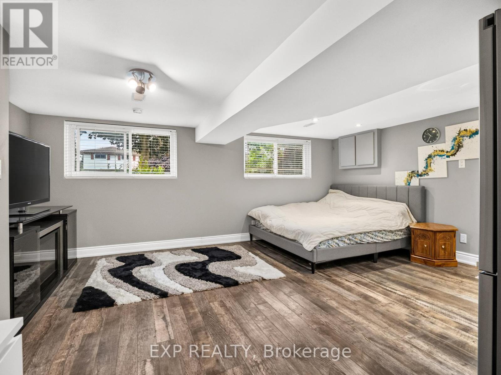 6450 Caledonia (Lower) Street, Niagara Falls, Ontario  L2G 5A3 - Photo 3 - X13657278
